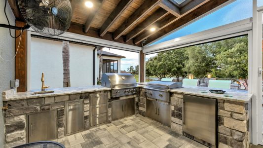 12-web-or-mls-750-meandering-way